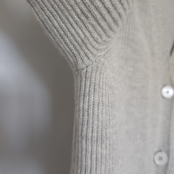 BABATON ARITZIA BESPOKE CARDIGAN WOMENS GRAY BUTTON DOWN (SMALL) - Picture 5 of 9